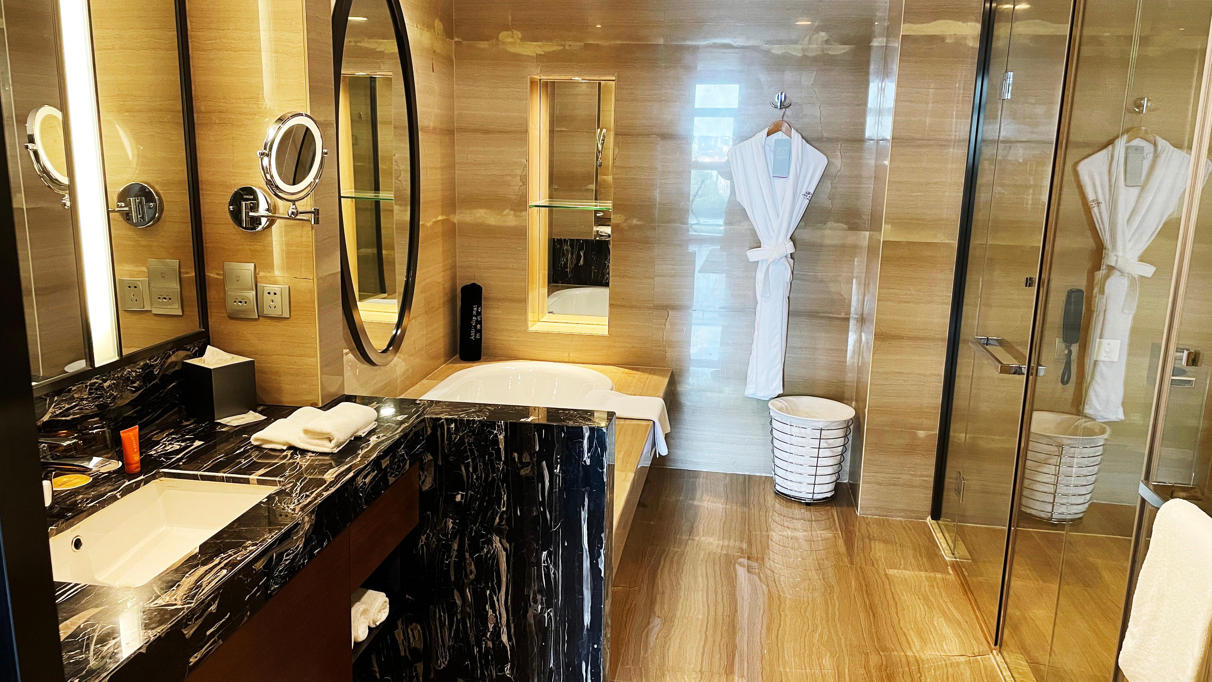 Crowne Plaza Tianjin Meijiangnan By Ihg Экстерьер фото